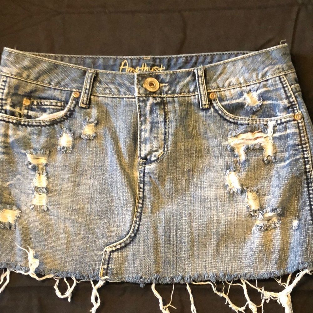 Amethyst size 9 denim mini skirt